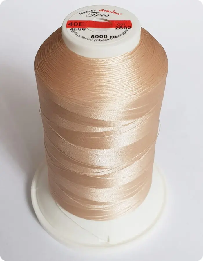 NICI IRIS 40E DO HAFTU MASZYNOWEGO 5000m, nr 2892 - jasny beż