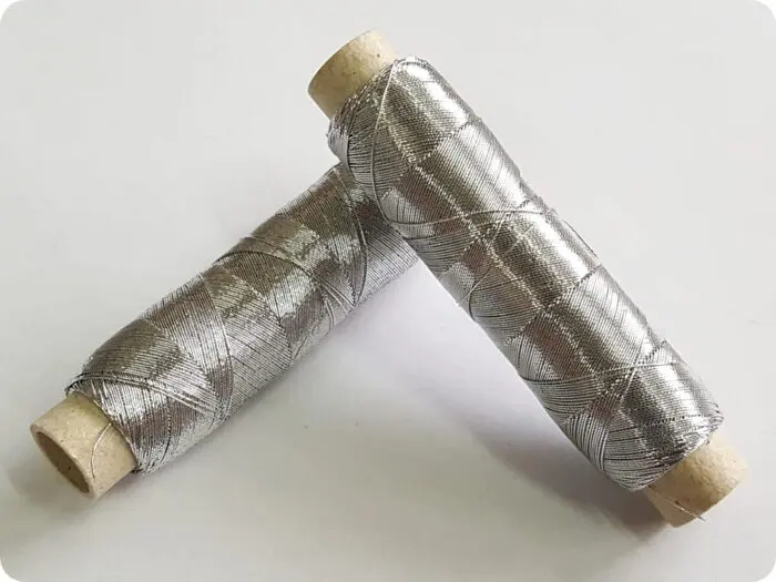 NICI METALIZOWANE TITOLO maszynowe