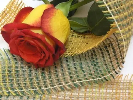 WSTĄŻKA KWIATOWA - TAŚMA DEKORACYJNA SIATKA JUTOWA - 10 METRÓW