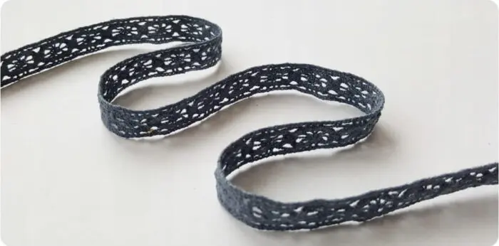 KORONKA BAWEŁNIANA 12 mm C058 STALOWA