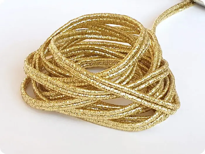 Sznurek SUTASZ metalizowany 6mm (MX6)