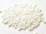 KORALIKI TOHO magatama TM-03 OPAQUE white  (41) 10 g