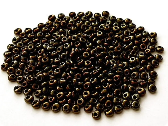 KORALIKI TOHO magatama TM-03 METALLIC iris brown (83)