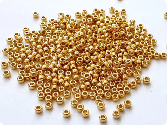 KORALIKI TOHO 8/0 METALLIC starlight (PF557) 10g