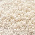 KORALIKI TOHO 8/0 OPAQUE lustered navajo white (122) 10g