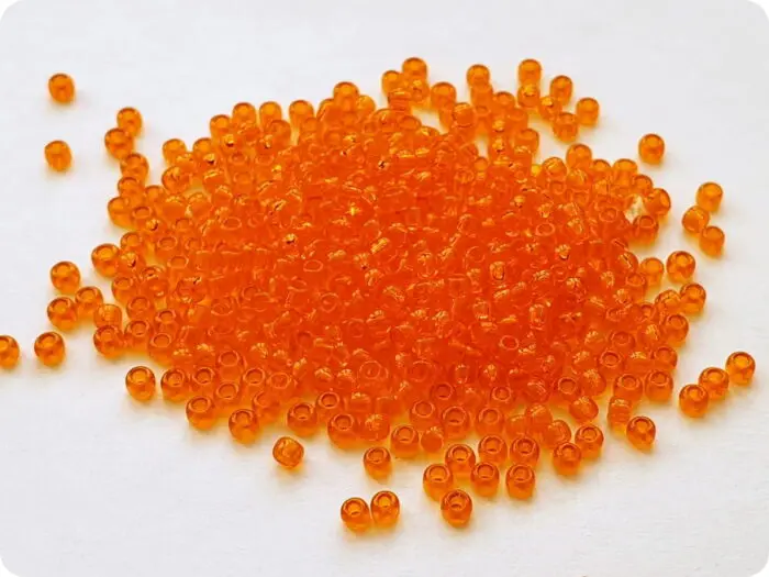 KORALIKI TOHO 8/0 TRANSPARENT hyacinth (10B) 10 g