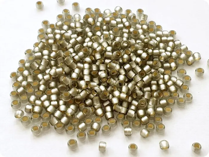 KORALIKI TOHO 8/0 SILVER LINED frosted black diamond (29AF) 10g