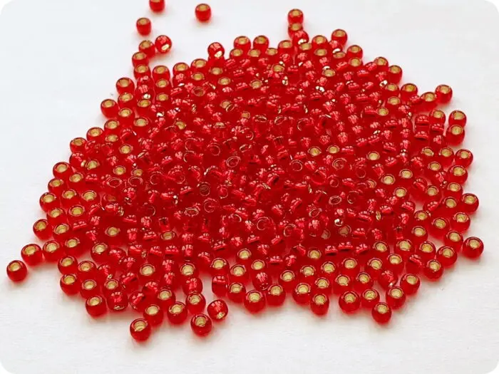 KORALIKI TOHO 8/0 SILVER LINED siam ruby (25B) 10g