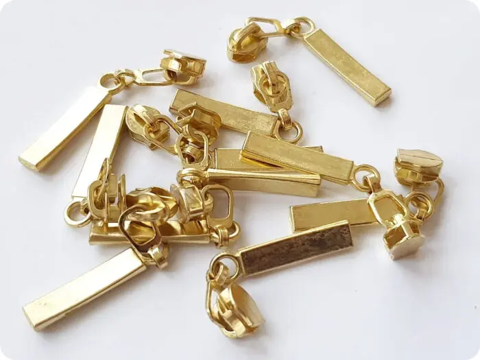 SUWAK WODZIK OZDOBNY PODŁUŻNY do zamka 3 mm