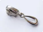 SUWAK WODZIK OZDOBNY - SREBRNA ŁEZKA do zamka 5 mm