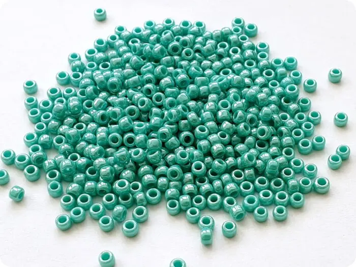 KORALIKI TOHO 8/0 OPAQUE lustered turquoise (132) 10g