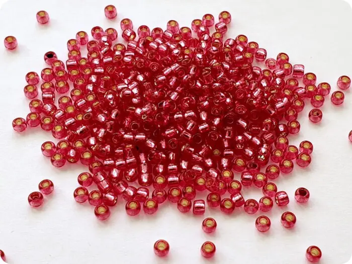 KORALIKI TOHO 8/0 SILVER LINED mauve (2218) 10g