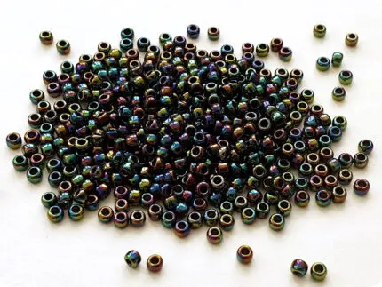 KORALIKI TOHO 8/0 METALLIC RAINBOW iris (86) 10g