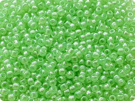 KORALIKI TOHO 11/0 CEYLON celery (144) 10 g