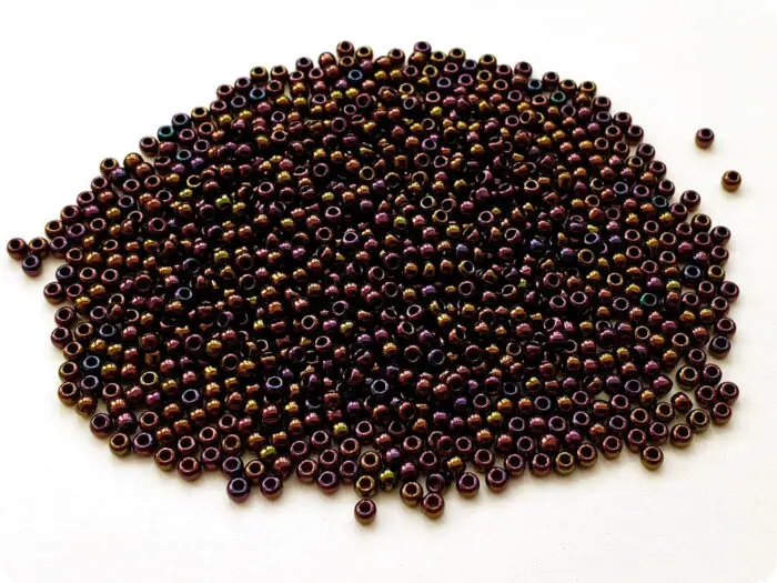 KORALIKI TOHO 11/0 METALLIC iris purple (85) 10g