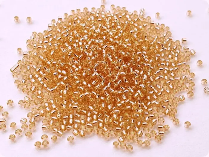 KORALIKI TOHO 11/0 SILVER LINED rosaline (31) 10g