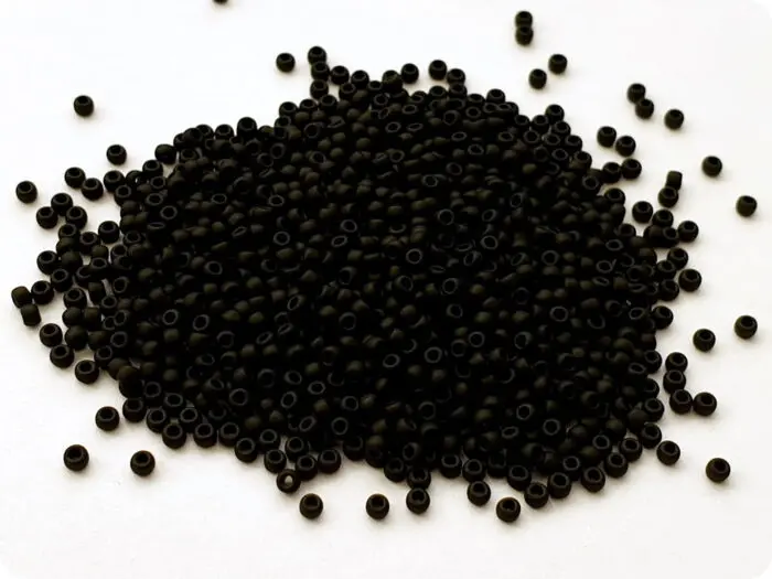 KORALIKI TOHO 11/0 OPAQUE frosted jet (49F) 10g