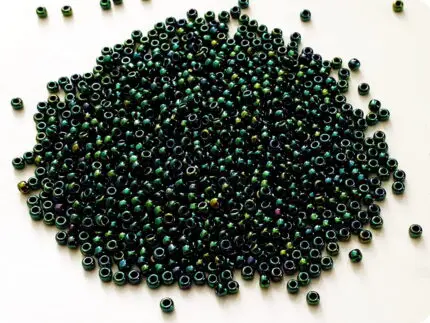 KORALIKI TOHO 11/0 HIGHER METALLIC june bug (506) 10g