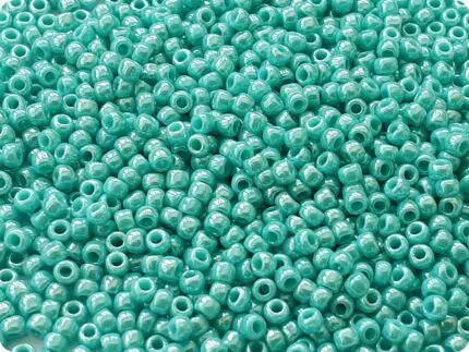 KORALIKI TOHO 11/0 OPAQUE lustered turquoise (132) 10g