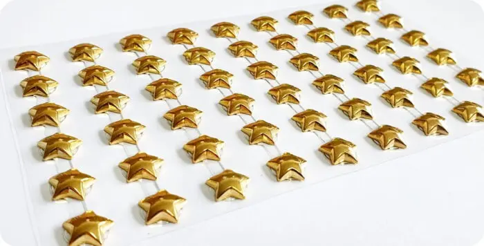 GWIAZDKI SAMOPRZYLEPNE 10mm ZŁOTE 54szt