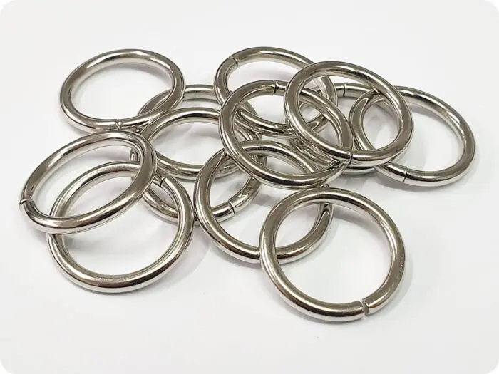 Kółka metalowe 20mm