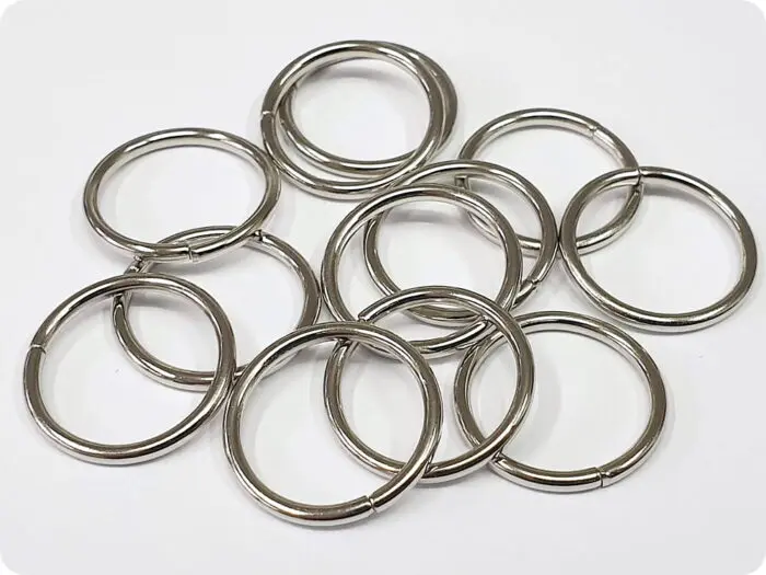 Kółka metalowe SREBRNE 16mm