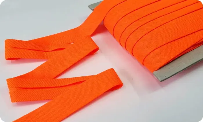 Lamówka poliestrowa NEONOWA 18mm