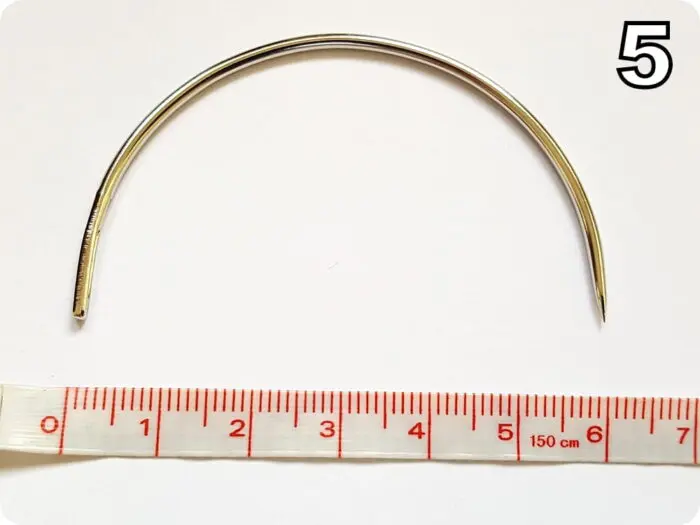 ZESTAW IGIEŁ TAPICERSKICH PÓŁOKRĄGŁYCH WYGIĘTYCH - 7 SZTUK