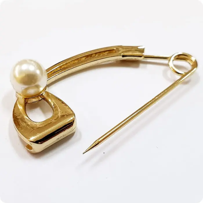 AGRAFKA OZDOBNA Z PEREŁKĄ