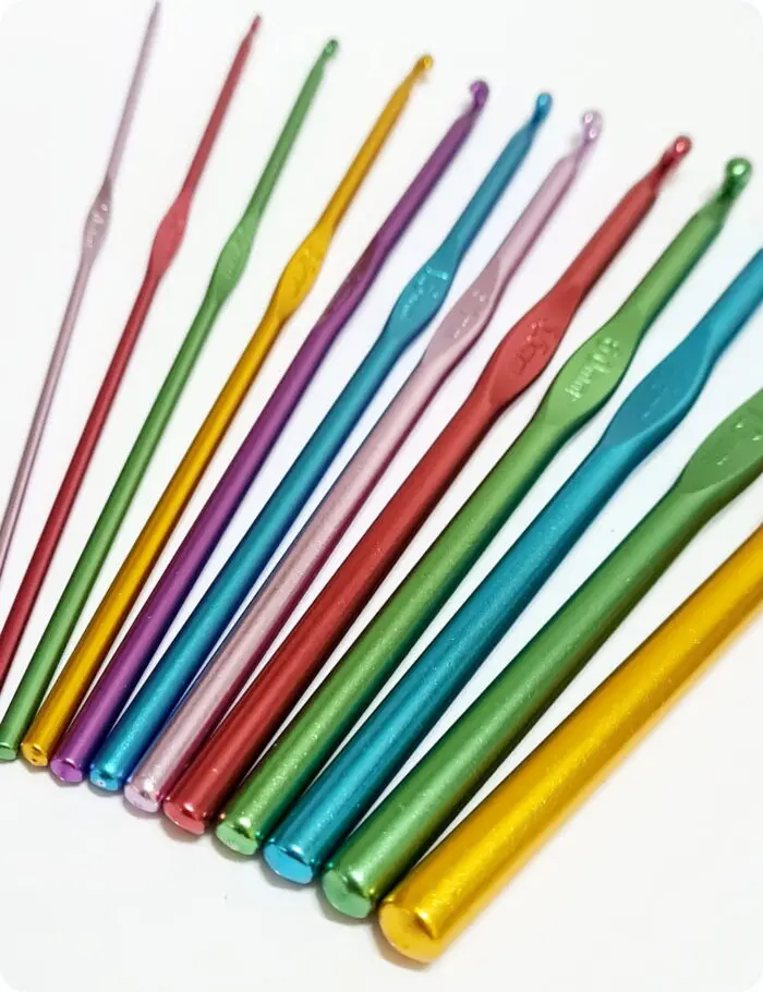 ZESTAW KOLOROWYCH SZYDEŁEK aluminiowych od 2 do 8 mm