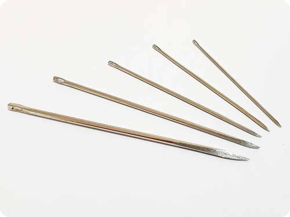 20200825_103536 IGŁY DO SZYCIA SKÓRY - 1 sztuka - obrazek 1