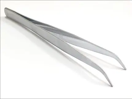 PĘSETA ZAKRZYWIONA DO NAWLEKANIA NICI W MASZYNIE