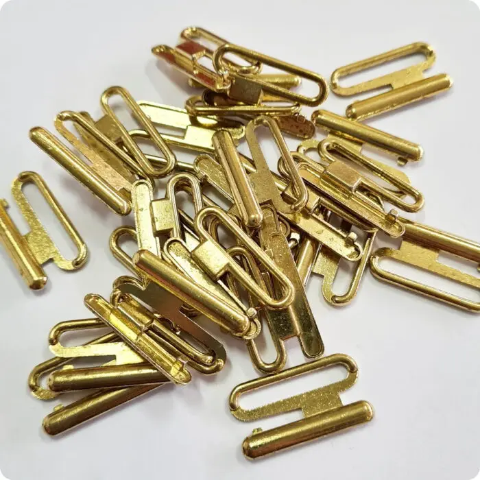 ZAPIĘCIE METALOWE DO BIUSTONOSZA, STROJU - 20 mm