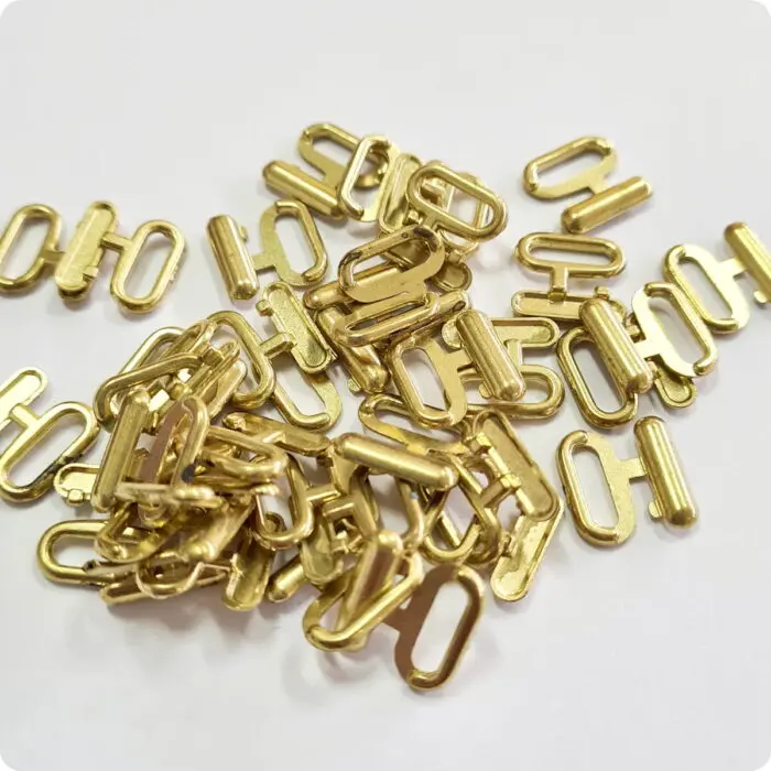 ZAPIĘCIE METALOWE DO BIUSTONOSZA, STROJU - 10 mm