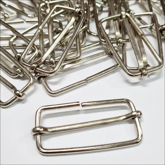 Regulatory metalowe 40mm