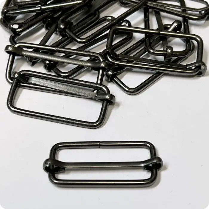 Regulatory metalowe 40mm