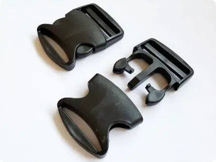 Czarna klamra PLASTIKOWA 50mm