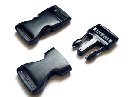 Granatowa klamra PLASTIKOWA 25mm