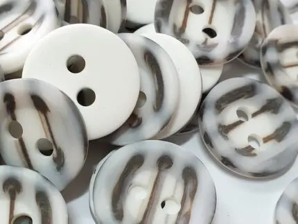 GUZIKI NA DZIURKI 28mm (GU87) 1szt