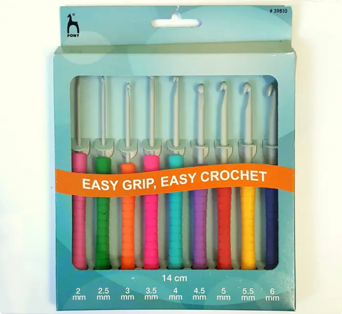 ZESTAW SZYDEŁEK PONY Z MIĘKKĄ RĄCZKĄ (39810)