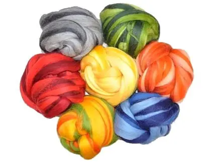 WEŁNA CZESANKOWA MULTICOLOR