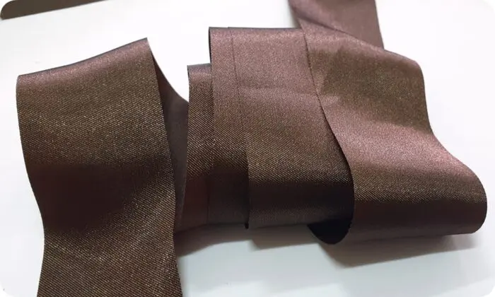 WSTĄŻKA STYLONOWA 40 mm - BRĄZOWA - 1 metr