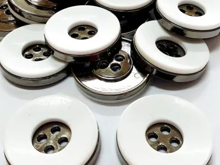 GUZIKI NA DZIURKI 30mm (GU92) 1szt