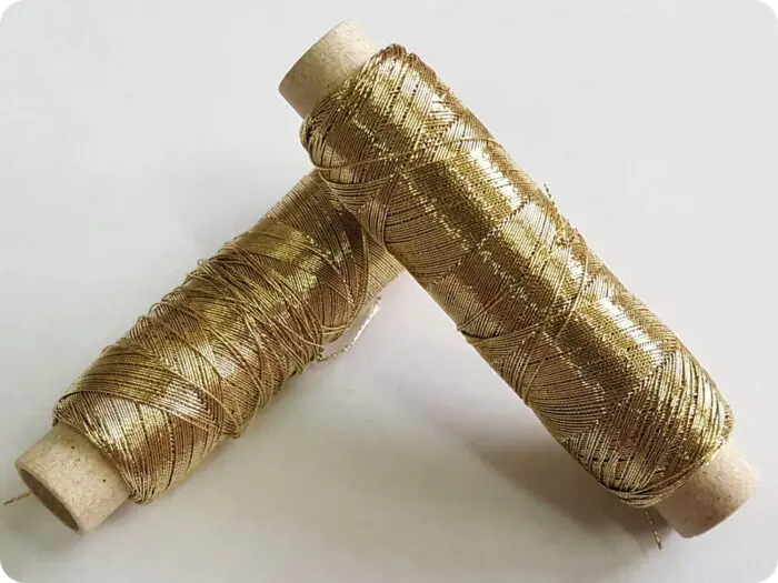 NICI METALIZOWANE TITOLO maszynowe