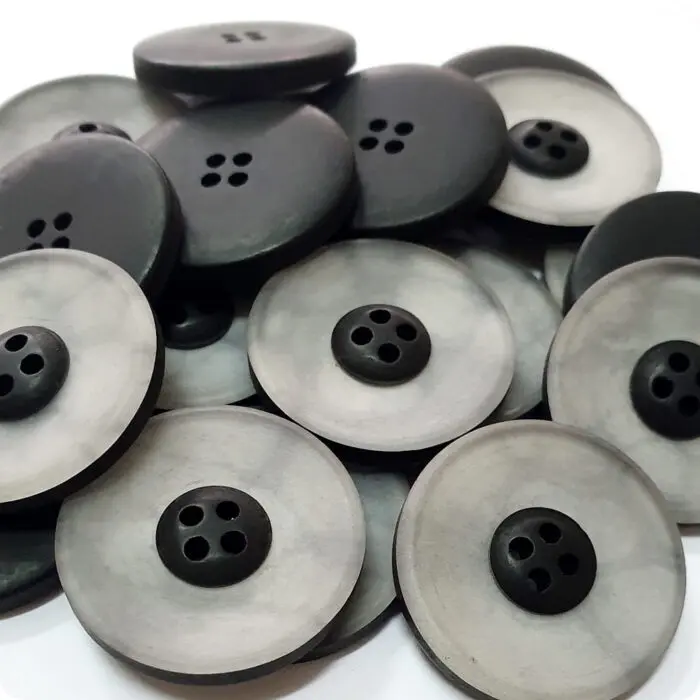 GUZIKI NA DZIURKI 28mm (GU82) 1szt
