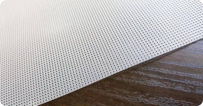 KANWA DO HAFTU PLASTIKOWA PRZEZROCZYSTA 14 ct