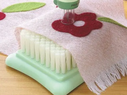 MATA SZCZOTKA DO FILCOWANIA MAŁA CLOVER