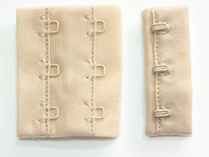 ZAPIĘCIE do biustonosza TRÓJRZĘDOWE BEŻOWE