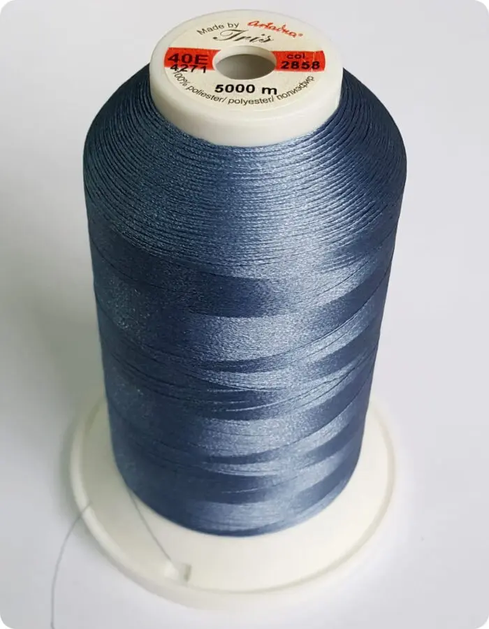 NICI IRIS 40E DO HAFTU MASZYNOWEGO 5000m, nr 2858 - jeansowe