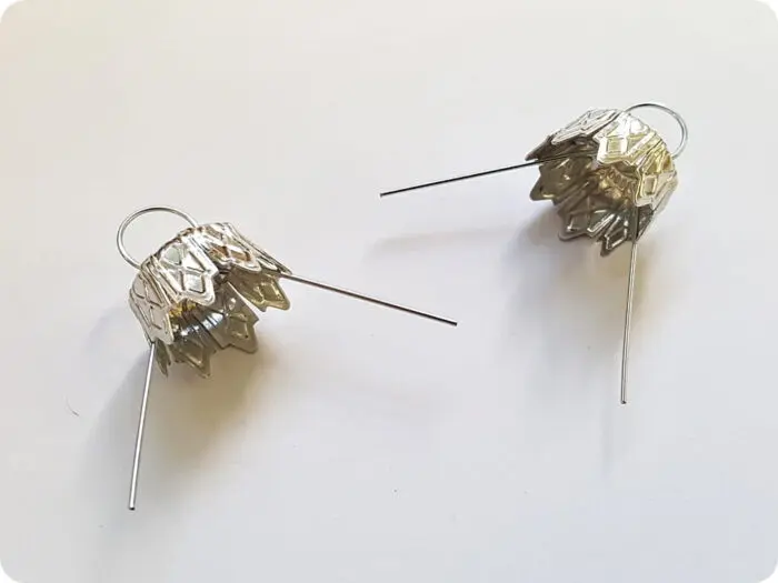 ZAWIESZKI DO BOMBEK KORONKI 15,5 mm - 10 sztuk